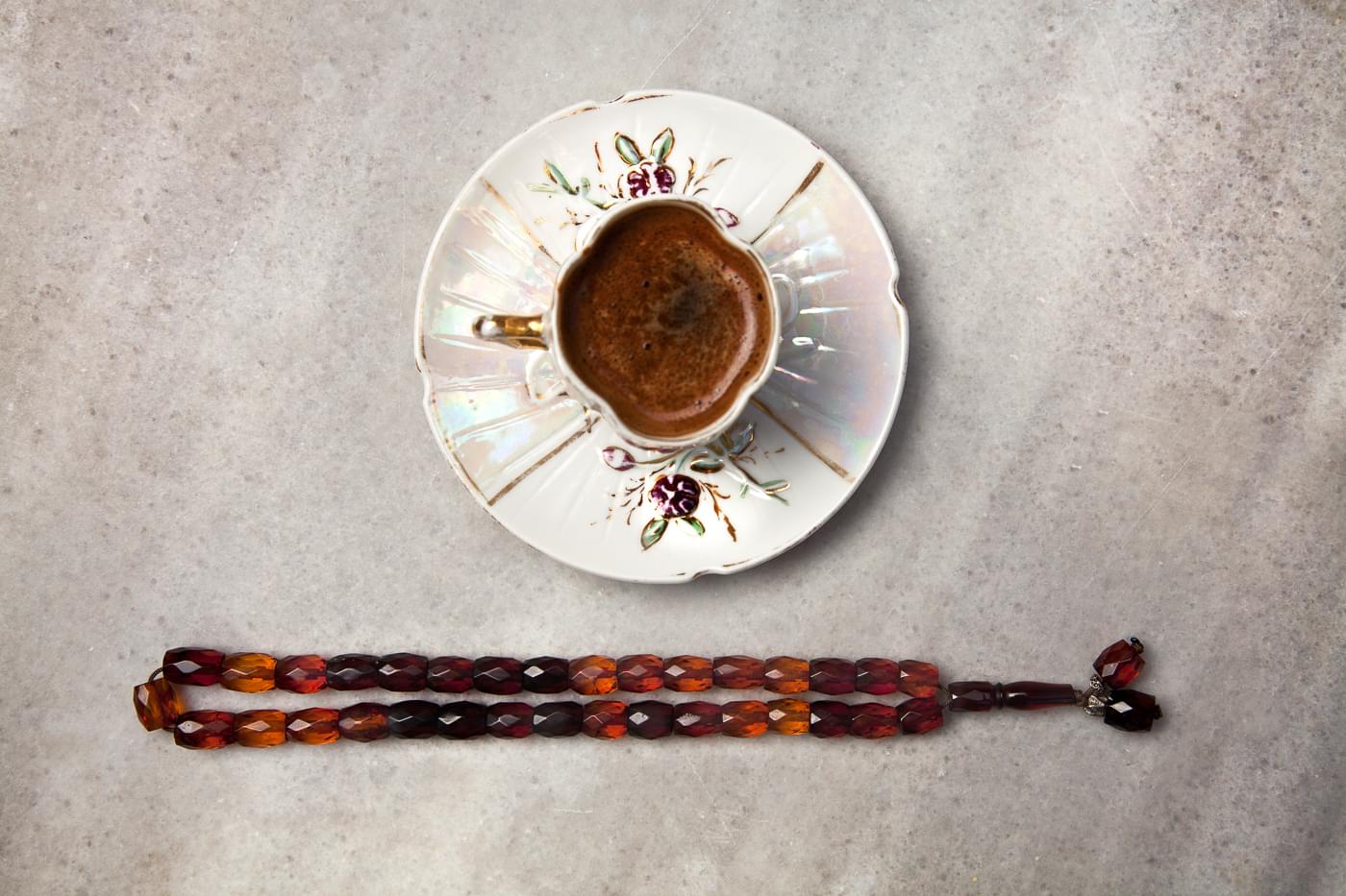 koboloi and Greek coffee
